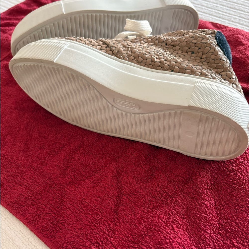 Stylish Tan Woven Leather Women's HiTop Sneakers.  NEVER WORN - Picture 5 of 5